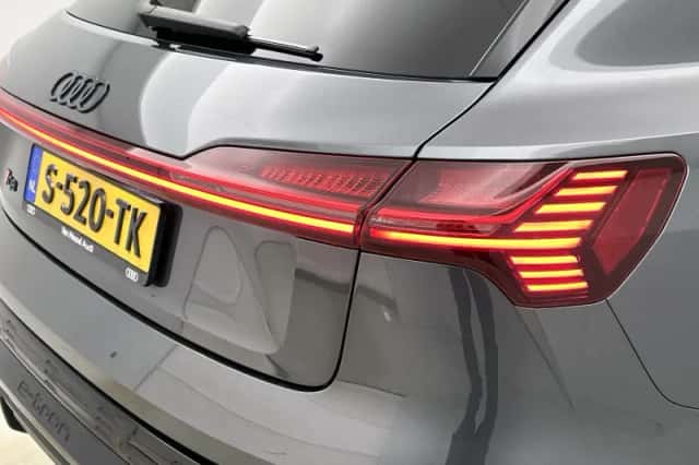 Audi Q8 e-tron (2023) thumbnail 32