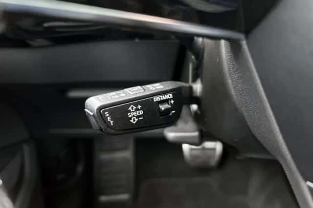 Audi Q8 e-tron (2023) thumbnail 6
