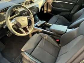 Audi Q8 e-tron (2023) thumbnail 6