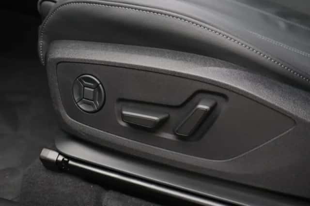 Audi Q6 e-tron (2025) thumbnail 30