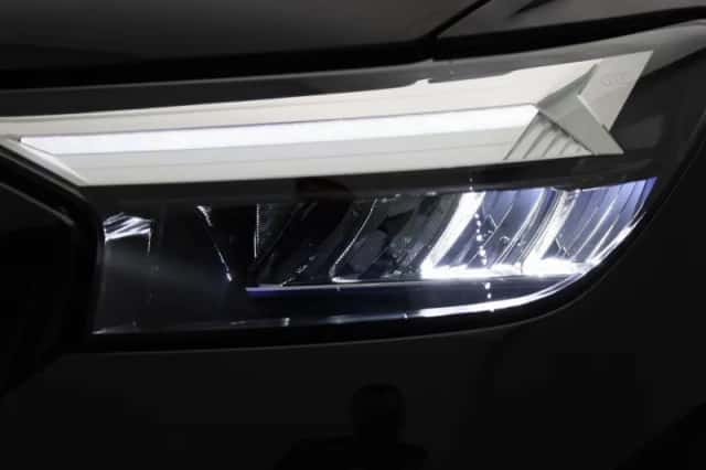 Audi Q4 e-tron (2025) thumbnail 14