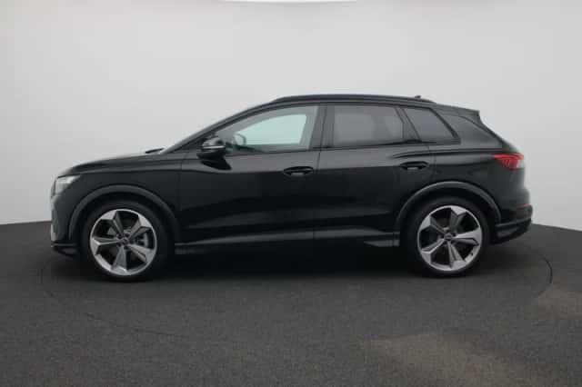 Audi Q4 e-tron (2025) thumbnail 4
