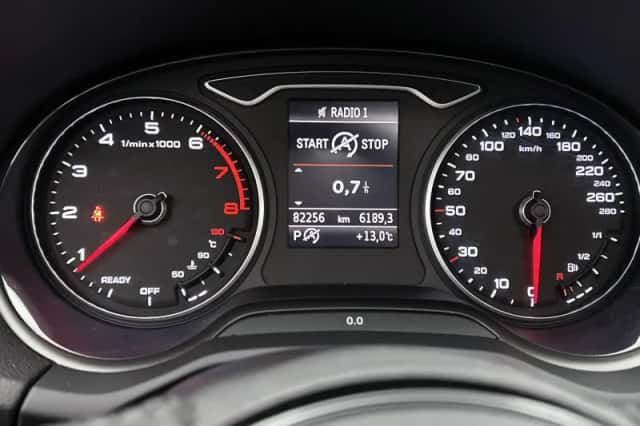 Audi Q2 (2017) thumbnail 17