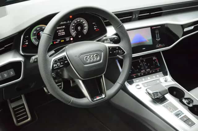 Audi A6 (2024) thumbnail 9