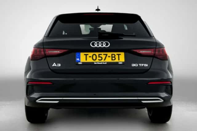 Audi A3 (2023) thumbnail 4