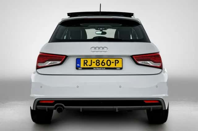Audi A1 (2017) thumbnail 4