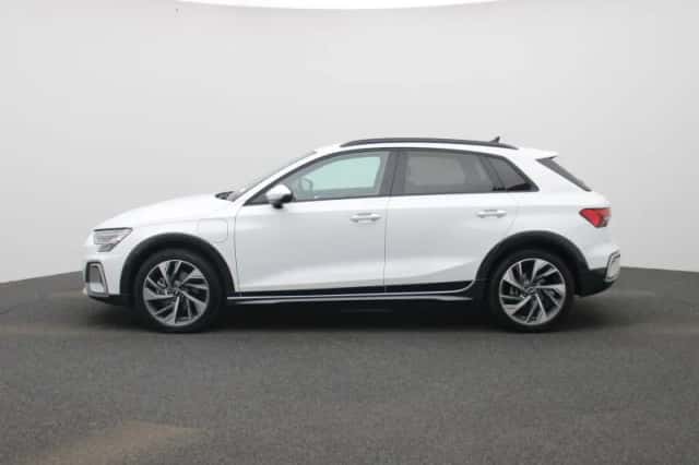 Audi A3 (2025) thumbnail 4