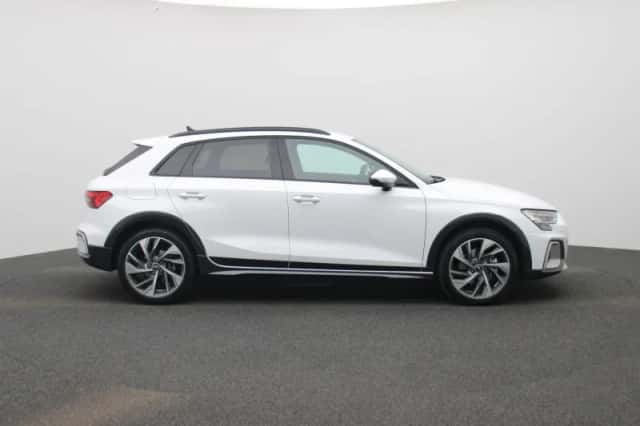 Audi A3 (2025) thumbnail 6