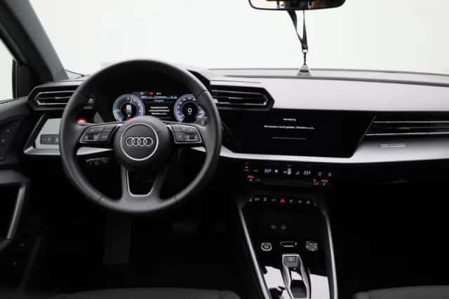 Audi A3 (2025) thumbnail 7