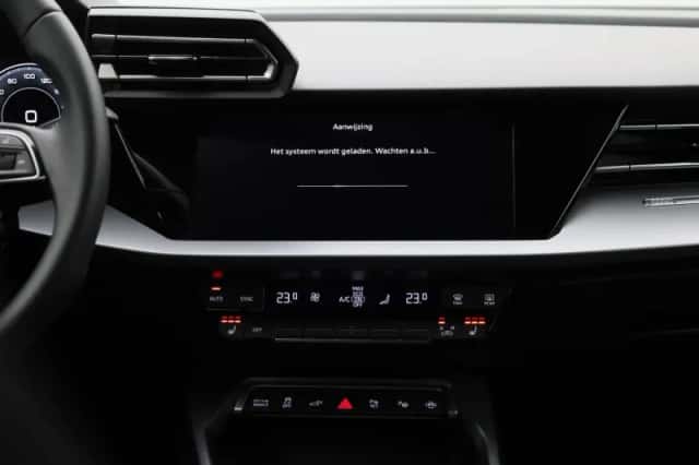 Audi A3 (2025) thumbnail 9