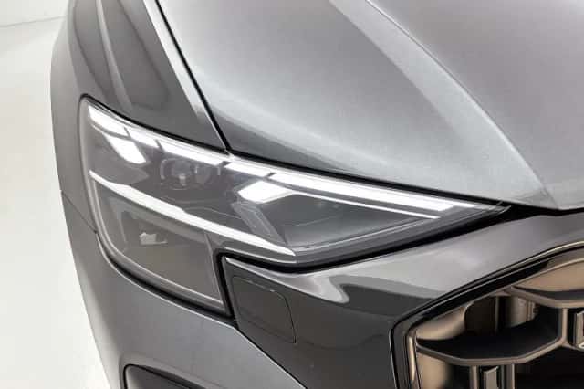 Audi Q8 (2025) thumbnail 11