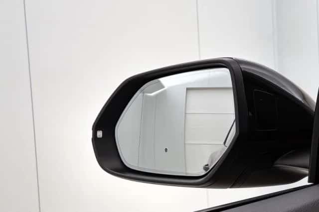Audi Q8 (2025) thumbnail 17
