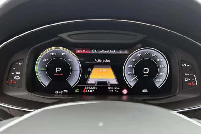 Audi A6 (2024) thumbnail 13