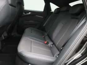 Audi Q4 thumbnail 9