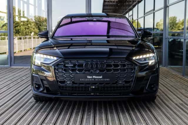 Audi A8 (2025) thumbnail 2