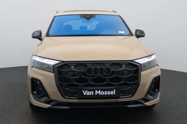 Audi Q7 (2025) thumbnail 2