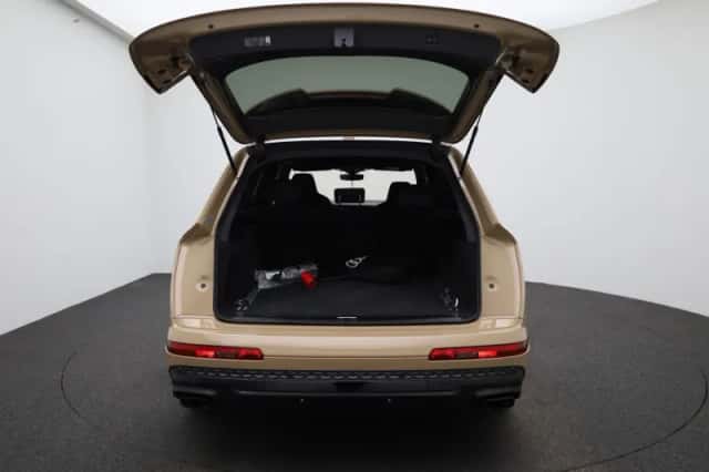 Audi Q7 (2025) thumbnail 11