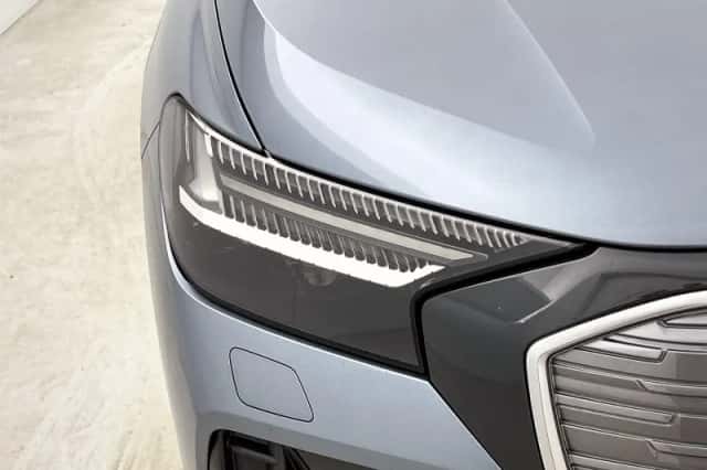 Audi Q4 e-tron (2021) thumbnail 6