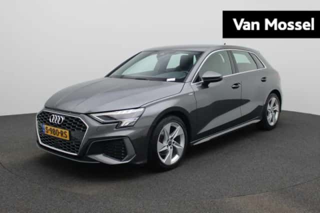 Audi A3 (2023) thumbnail 1