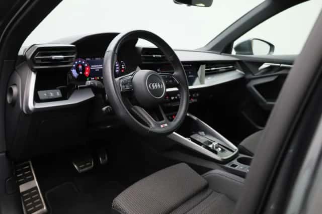 Audi A3 (2023) thumbnail 32