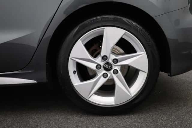 Audi A3 (2023) thumbnail 7
