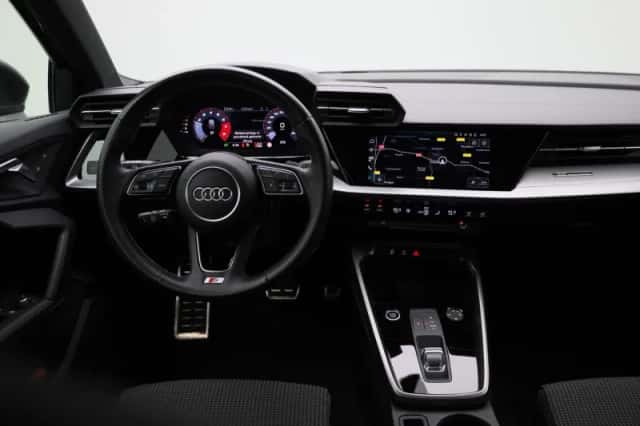 Audi A3 (2023) thumbnail 8