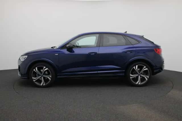 Audi Q3 (2025) thumbnail 4