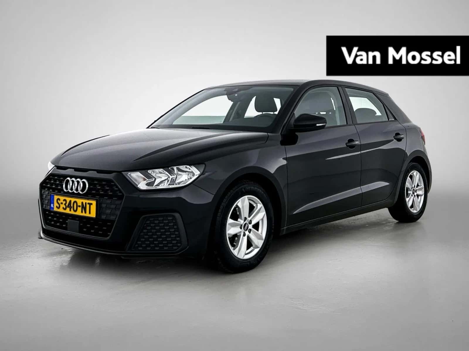 Audi A1 (2023) — foto 1