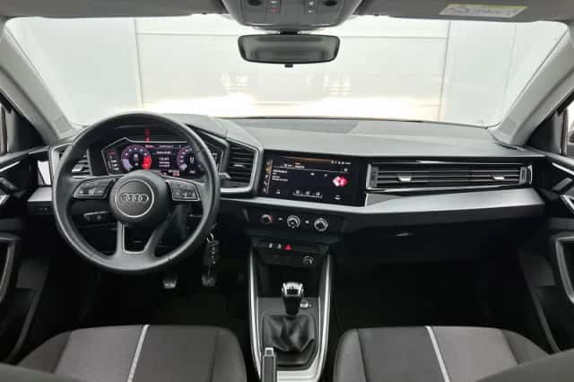 Audi A1 (2023) thumbnail 11