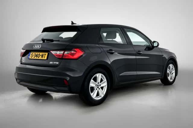 Audi A1 (2023) thumbnail 5