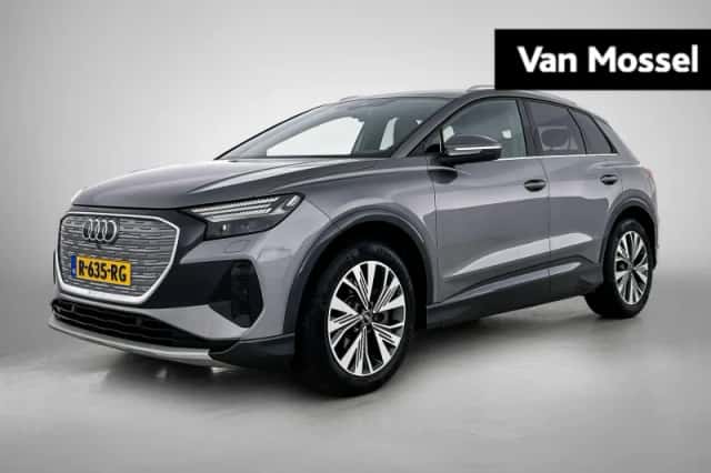 Audi Q4 e-tron (2022) thumbnail 1
