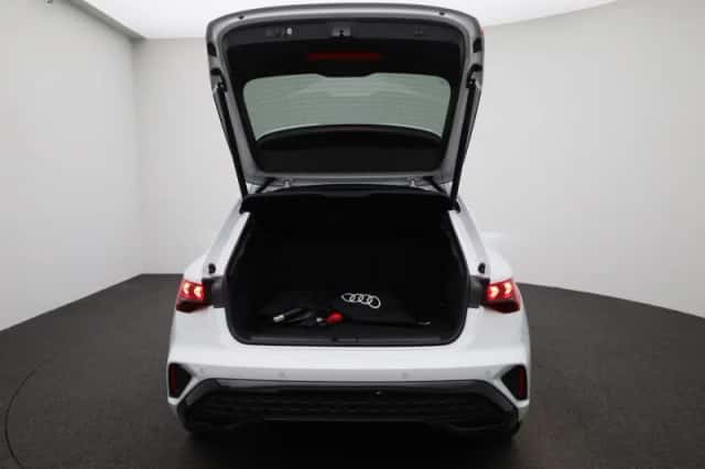 Audi A3 (2025) thumbnail 11
