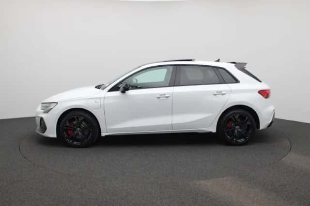 Audi A3 (2025) thumbnail 4