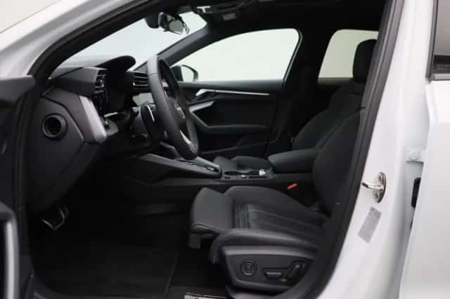Audi A3 (2025) thumbnail 9