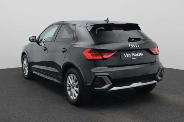 Audi A1 (2025) thumbnail 2