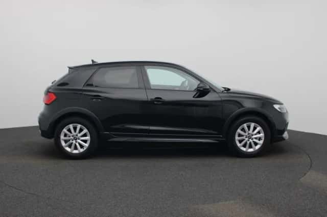 Audi A1 (2025) thumbnail 6