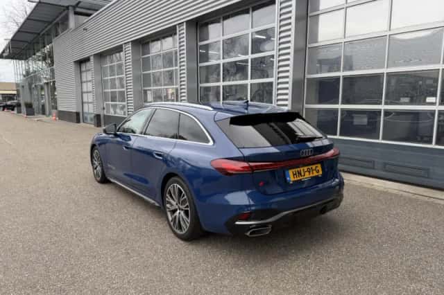 Audi A5 (2025) thumbnail 2
