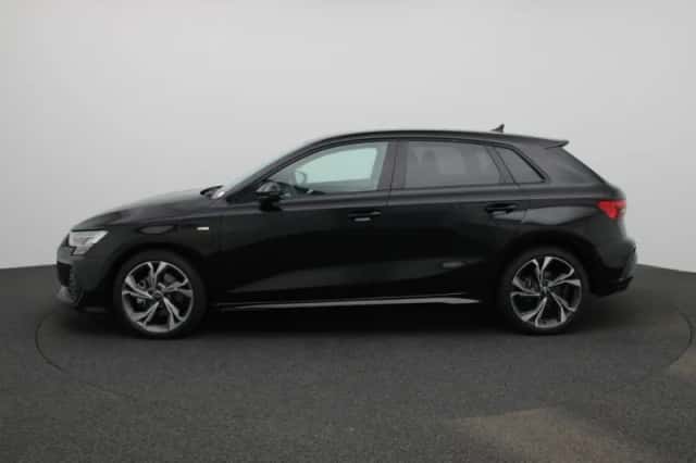 Audi A3 (2025) thumbnail 4
