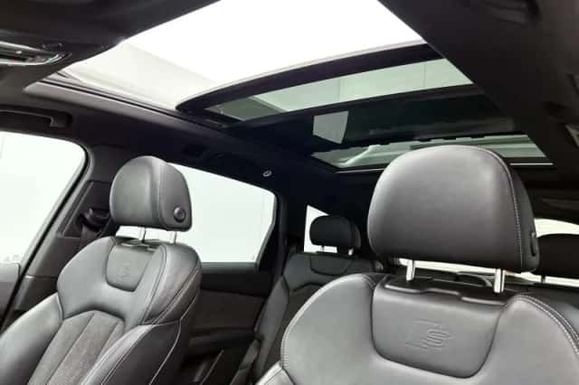 Audi Q7 (2021) thumbnail 15