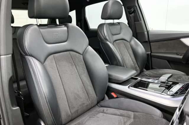 Audi Q7 (2021) thumbnail 30
