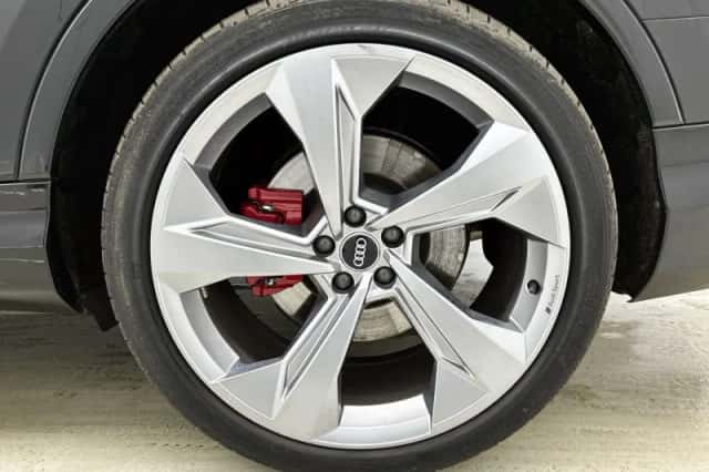 Audi Q7 (2021) thumbnail 7