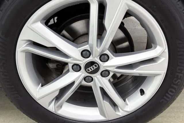 Audi Q3 (2022) thumbnail 6