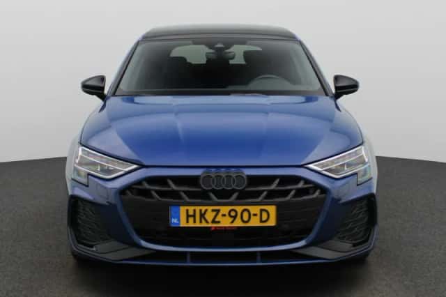 Audi A3 (2025) thumbnail 2