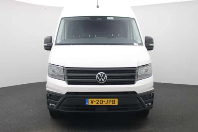 Volkswagen Crafter (2024) thumbnail 3