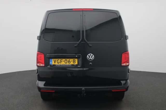 Volkswagen Transporter (2020) thumbnail 5