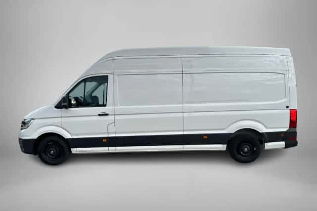 Volkswagen Crafter (2023) thumbnail 2