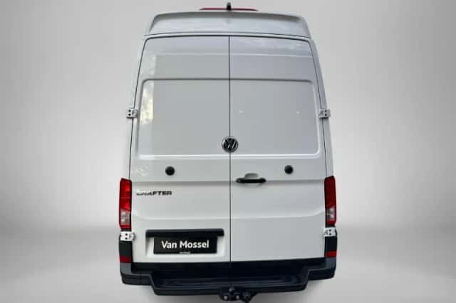 Volkswagen Crafter (2023) thumbnail 3