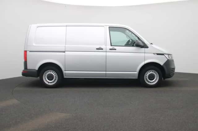 Volkswagen Transporter (2021) thumbnail 6