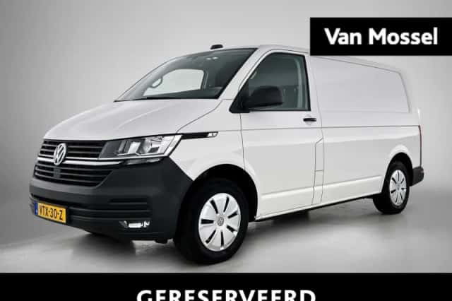 Volkswagen Transporter (2023) thumbnail 1