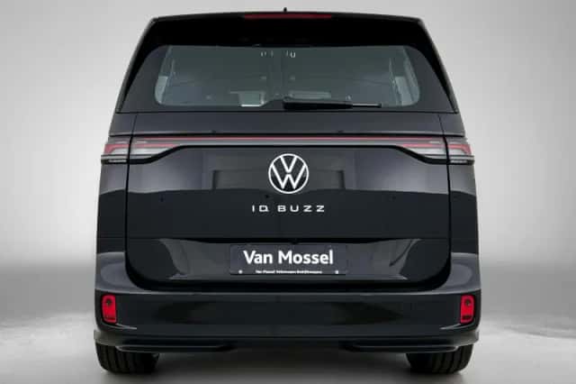 Volkswagen ID. Buzz (2026) thumbnail 3